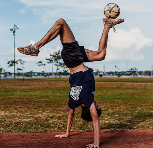 Es obereño y se volvió viral: la historia del freestyler misionero en Praga 5 Misionero 2 - 4