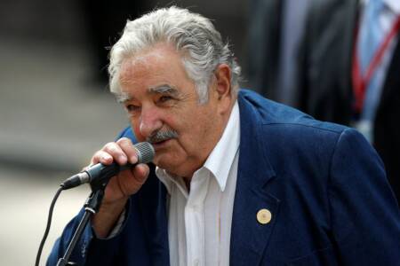 Muerte de Mujica: la despedida de Cristina, Macri y Alberto Fernández Mujica - 1