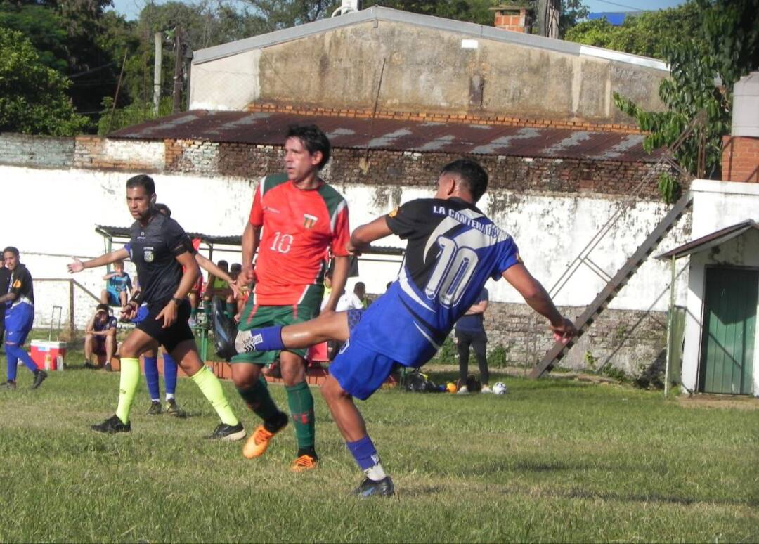 Así se juega el Torneo Apertura de la Liga Posadeña este fin de semana 7 Screenshot 20250504 220127 1 - 6