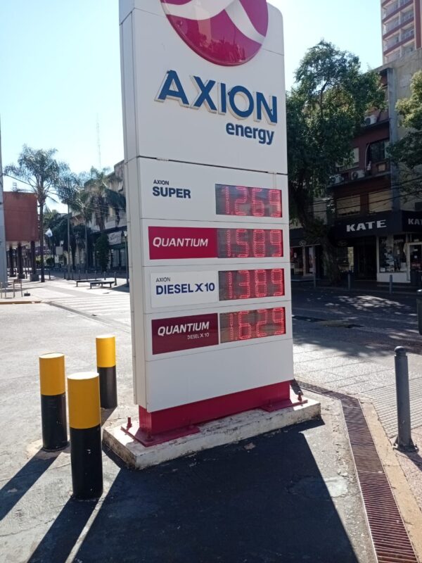 Baja en los combustibles: así quedaron los precios en Posadas 4 WhatsApp Image 2025 05 01 at 10.25.03 - 3