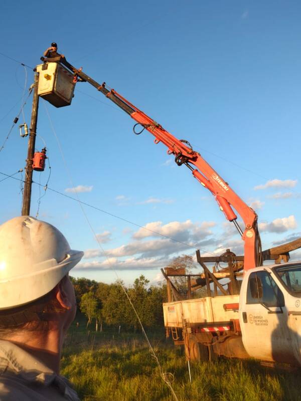 Tras el temporal, se restableció el servicio eléctrico en el Alto Uruguay 3 WhatsApp Image 2025 05 16 at 12.13.14 - 2