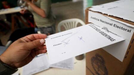 Policías sin voto: “La democracia tiene que incluir y no excluir” policías