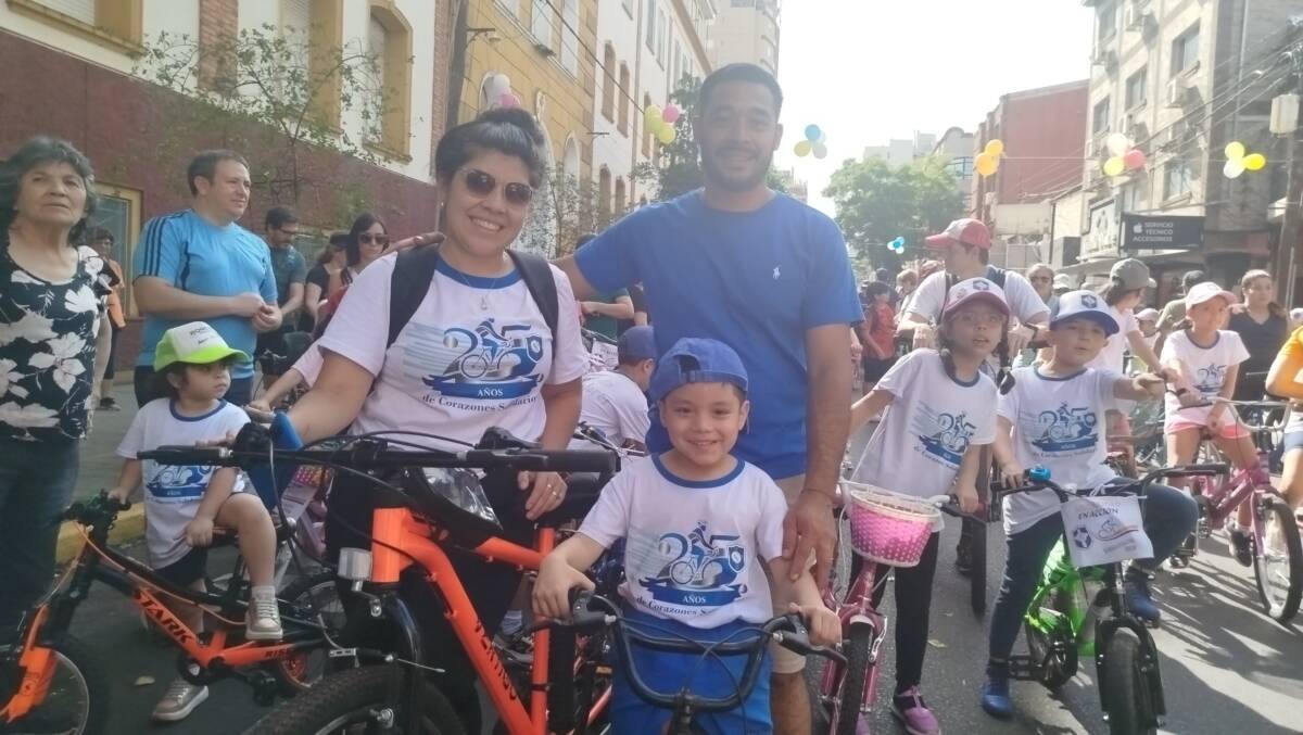 Cientos de corazones solidarios se unieron en la 25ª bicicleteada del Roque González 6 bicicleteada solidaria roque gonzalez 9 - 5