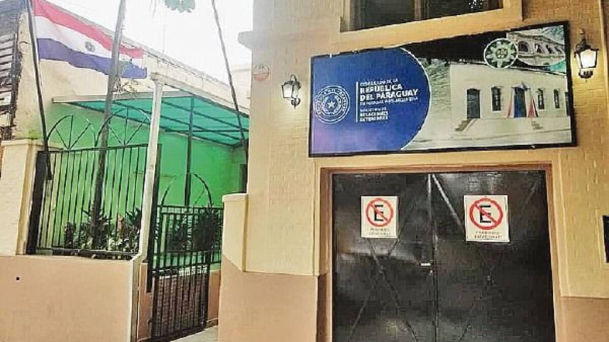 Reforma migratoria: “Cada país es libre de definir su política y cómo recibe a los extranjeros” 5 Consulado paraguayo en Posadas