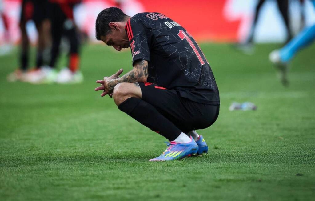 Di María vivió una emotiva despedida del Benfica tras empatar con Sporting Braga di maria se fue - 1