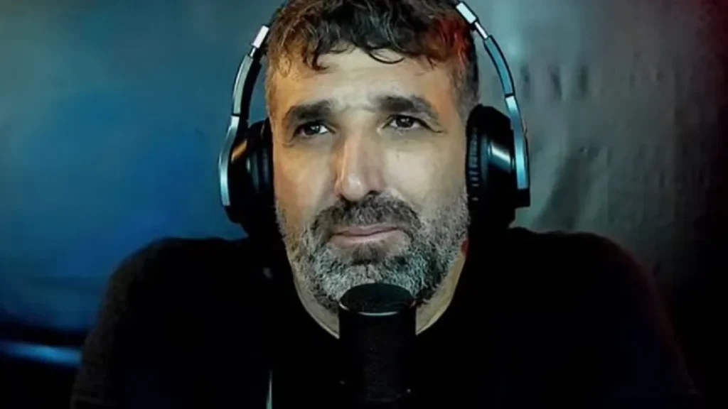 Diego Moranzoni y su polémica salida de Crónica TV: entre denuncias de estafa y versiones cruzadas 3 Moranzoni se hizo muy conocico por sus colectas solidarias, varias realizadas en Misiones. Pero fue denunciado por quedarse con dinero de una de ellas