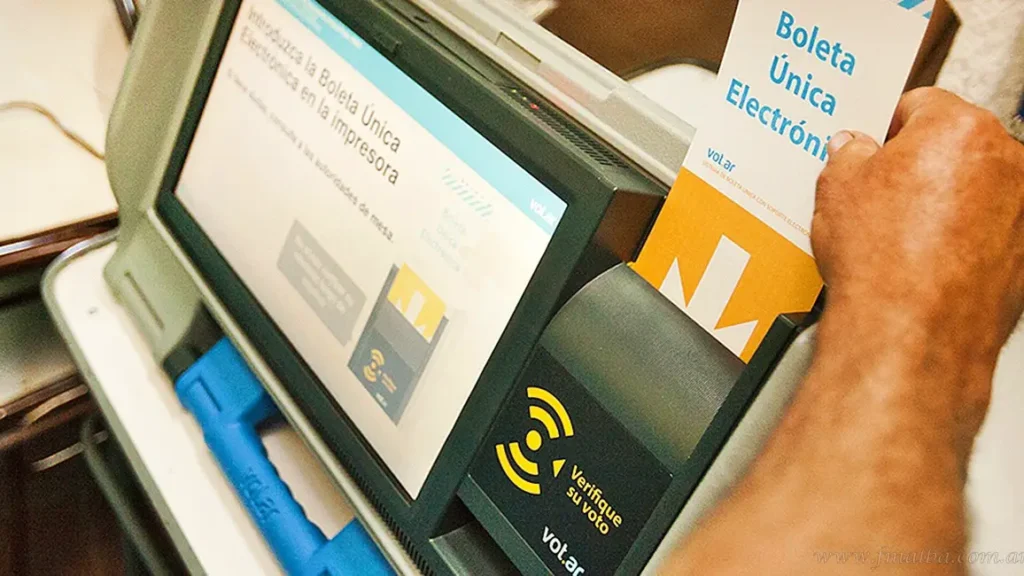 Baja participación de votantes en las elecciones en cuatro provincias elecciones salta - 1