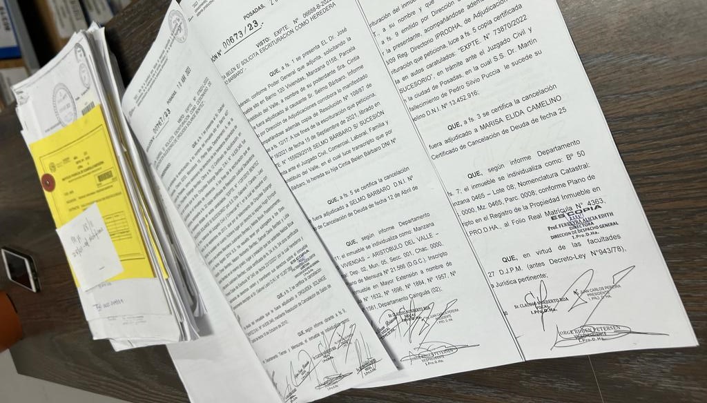 Regularización dominial en el Barrio San Jorge: más de 555 familias accederán a la titularidad de sus tierras 4 La iniciativa forma parte del Programa de Regularización Dominial que impulsa el IPRODHA con el objetivo de otorgar seguridad jurídica y facilitar la titularización de tierras a familias e instituciones asentadas históricamente en áreas urbanizadas de manera informal.