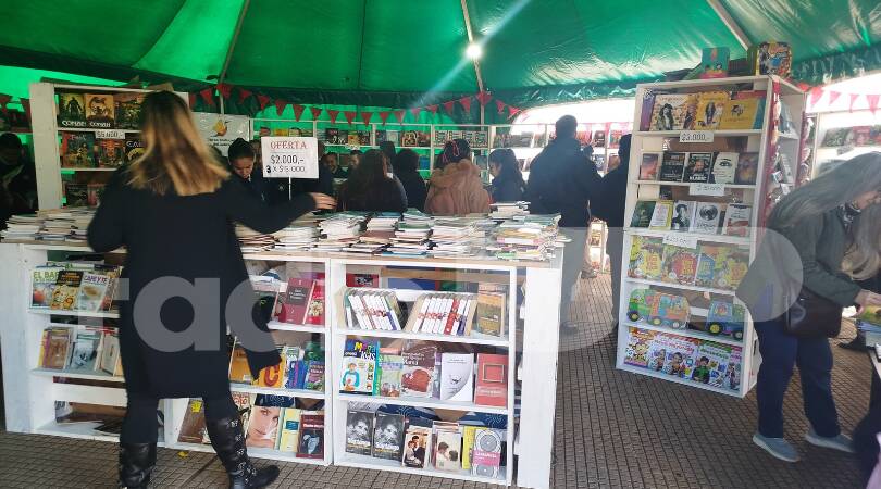 Oberá celebra la Feria del Libro hasta el fin de semana feria del libro 1 1 - 2