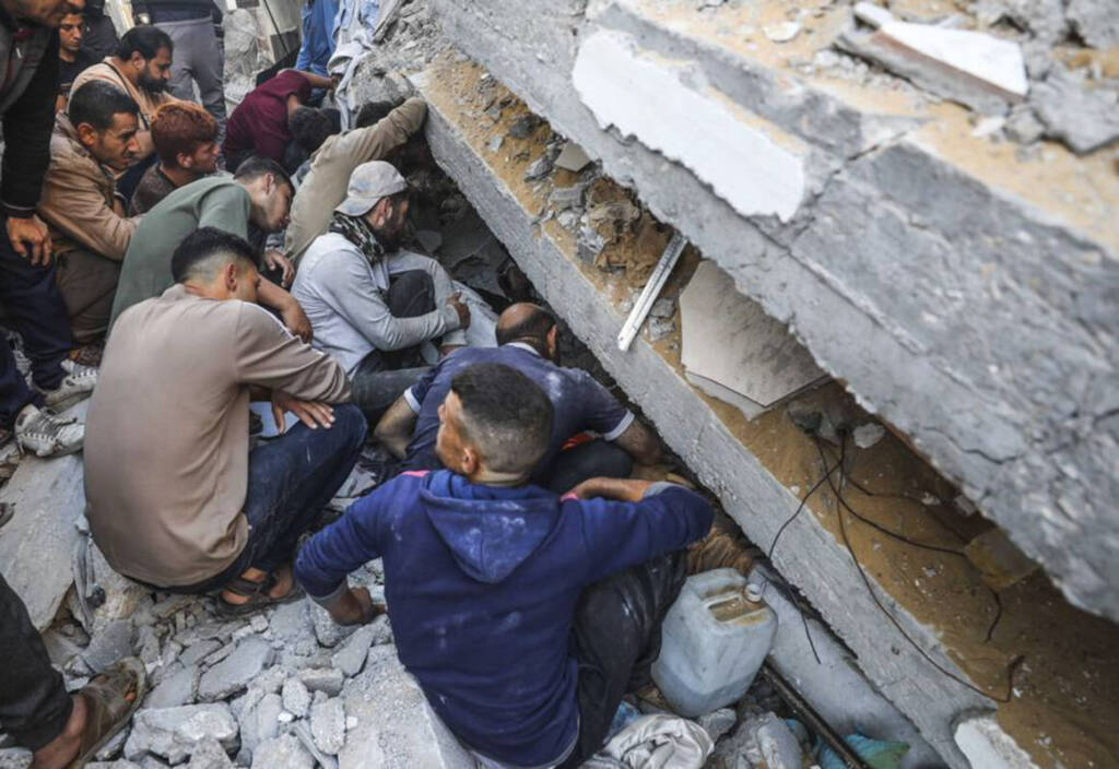 Trump respalda ofensiva israelí en Gaza pero exige cuidar rehenes gaza - 1