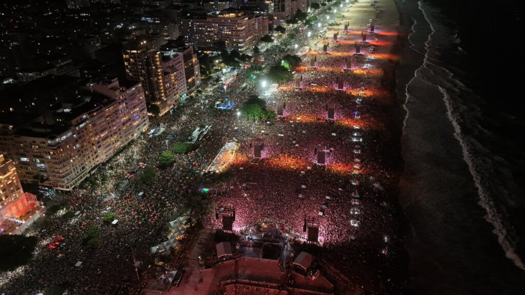 Lady Gaga récord en Brasil: más de 2,1 millones de personas en Copacabana lady gaga - 1