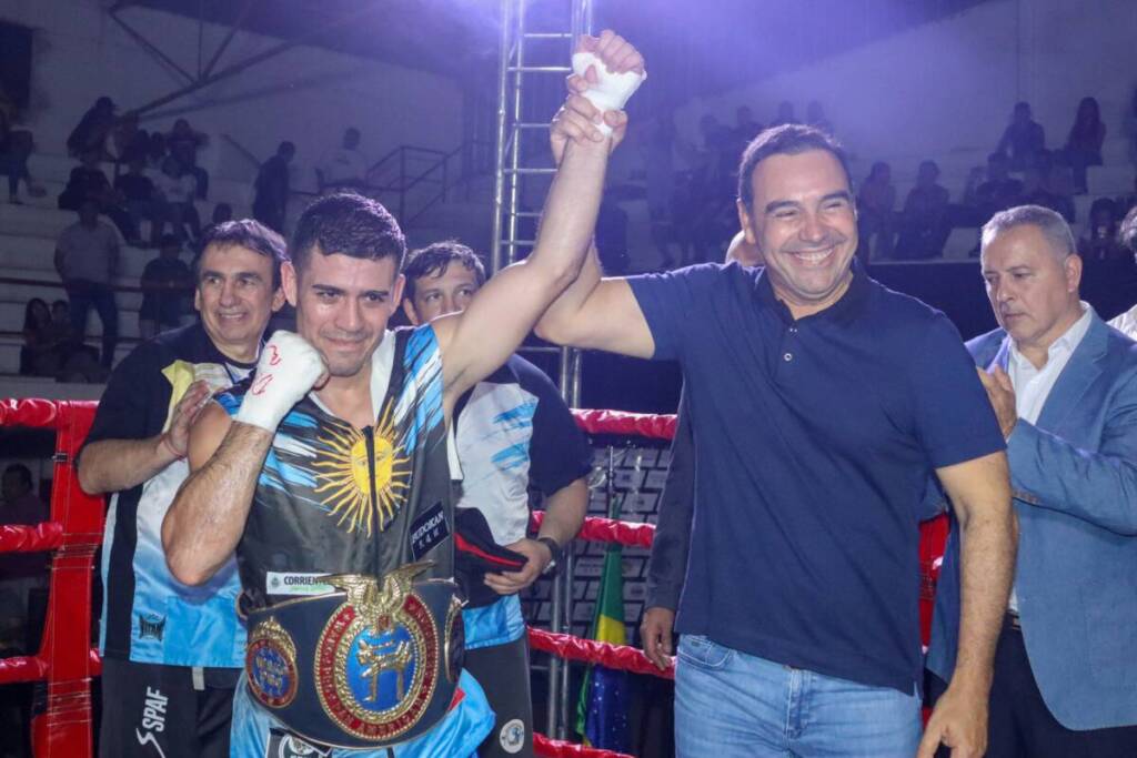 Corrientes tiene al nuevo campeón Wako Pro de la modalidad Low kick leo corrales campeon - 2