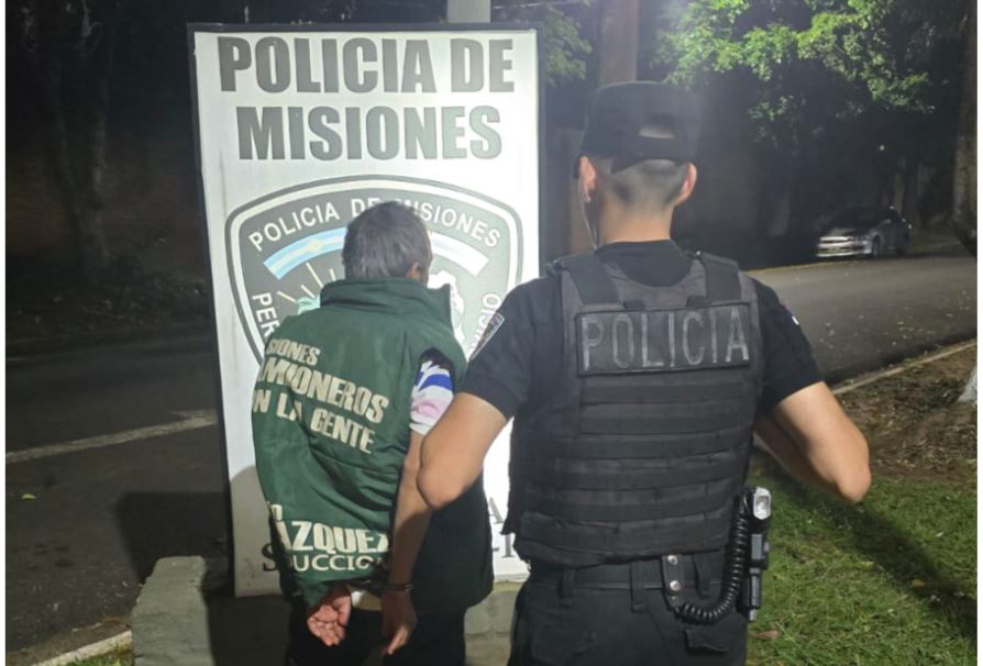 Detienen a hombre de 58 años que se masturbaba en un cumpleaños en Posadas mastubaba - 1
