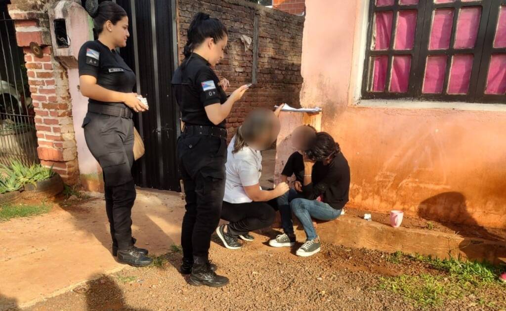 Niña abandonada en chacra 102: detuvieron a la madre y a un tío 3 nina abandonada - 2