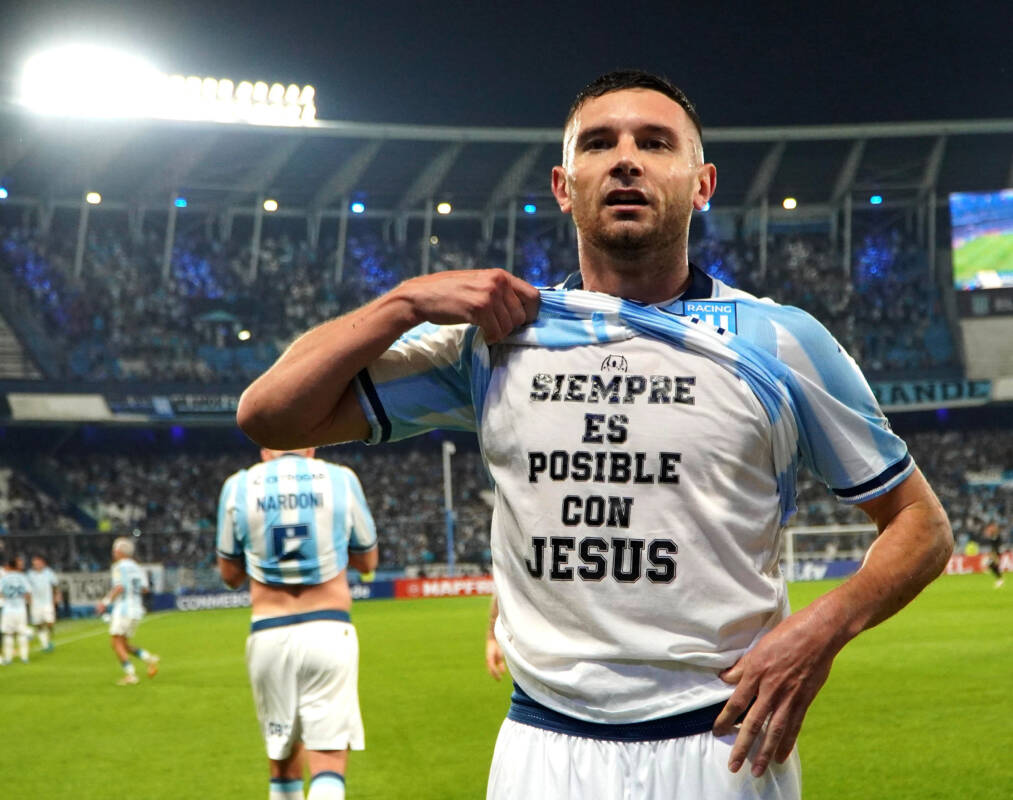 Goleada de Racing al Colo Colo por Copa Libertadores racing colo colo4 - 2