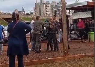 Otra agresión de un taxista a chofer de Uber en Posadas involucró hasta a gendarmes taxista 2 - 2