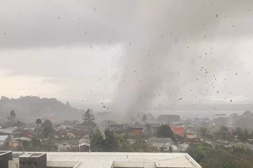 tornado chile - 2