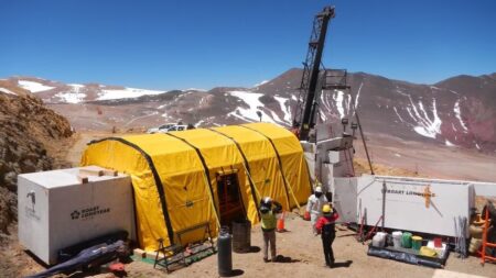 Histórico: descubren el yacimiento de minerales más grande del mundo en Argentina Yacimiento