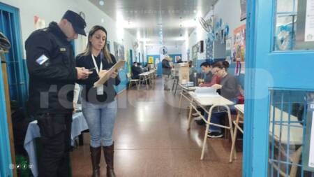 Elecciones en Misiones 2025: Comenzó la jornada electoral en todos los centros de votación 1 1 - 3
