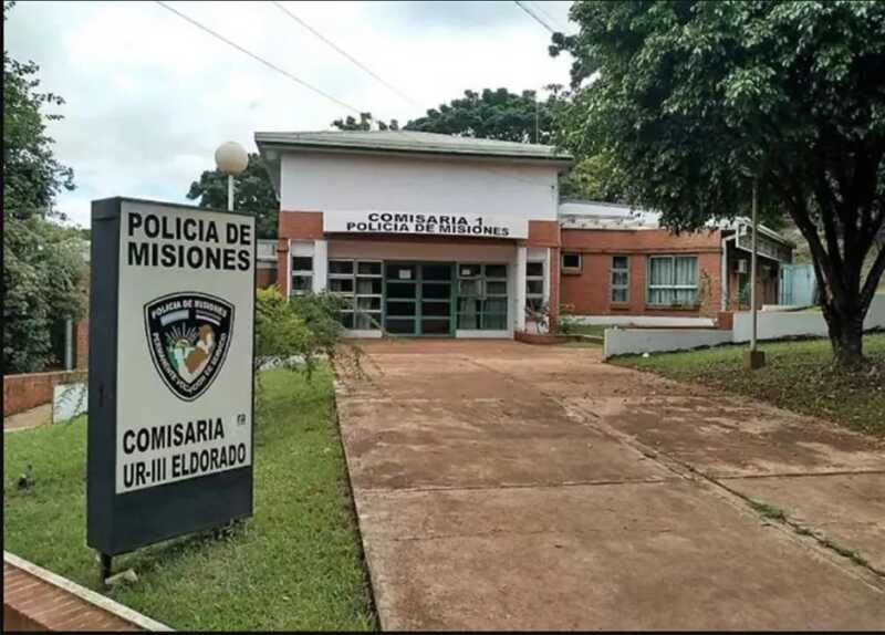 Eldorado: murió joven motociclista tras chocar una camioneta 3 El accidente ocurrió en Eldorado en horas de la madrugada de este domingo