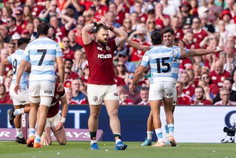 Histórico: Los Pumas vencieron a los British & Irish Lions Gt6lJCSXwAAZu4b - 1