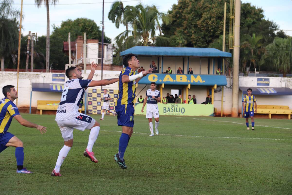 Mitre y San Martín empataron con goles, polémica y más de media hora de suspensión 7 Imagen de WhatsApp 2025 06 01 a las 18.54.46 6c41c05e - 6