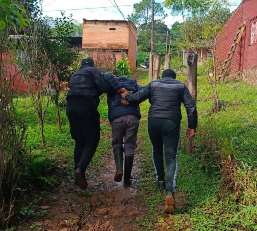 Operativos en Misiones: capturan a delincuentes buscados por robos y abuso sexual 5 Imagen de WhatsApp 2025 06 03 a las 18.41.12 91ff94af - 4