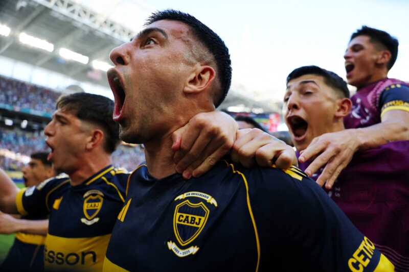 Boca empató 2-2 con Benfica en su debut europeo 3 Merentiel marcó el primer gol para Boca