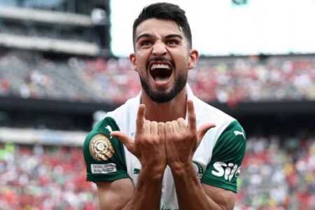 Palmeiras derrotó 2-0 a Al-Ahly en el MetLife Stadium y quedó como líder del Grupo A del Mundial de Clubes.