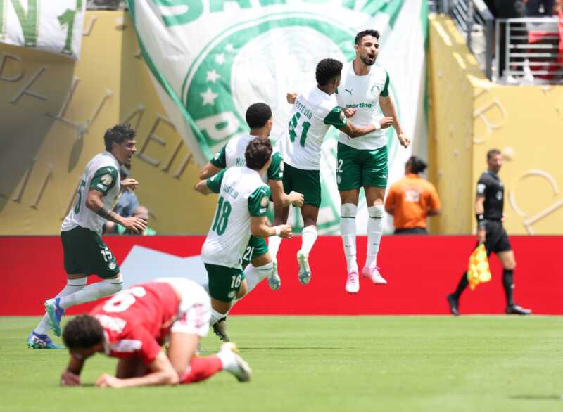 Palmeiras logró una importante victoria al imponerse por 2 a 0 a Al-Ahly de Egipto en el MetLife Stadium