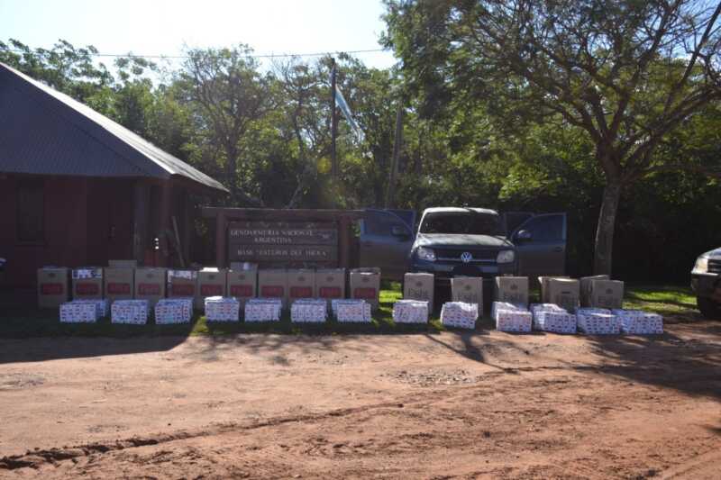Desbaratan tráfico de cigarrillos en Misiones: gendarmes secuestran 21 mil paquetes 2 Misiones