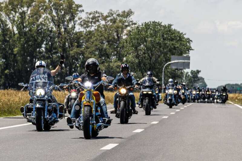 Posadas rugió con la llegada de las motociclistas para el Encuentro Internacional de Harley Davidson Posadas