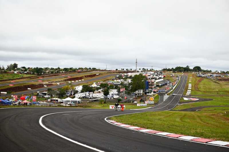El TC hace vibrar el autódromo Rosamonte