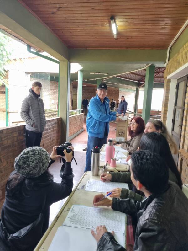 Elecciones en Misiones 2025: Passalacqua votó en Oberá y llamó a “honrar la democracia” 3 WhatsApp Image 2025 06 08 at 11.09.09 - 2