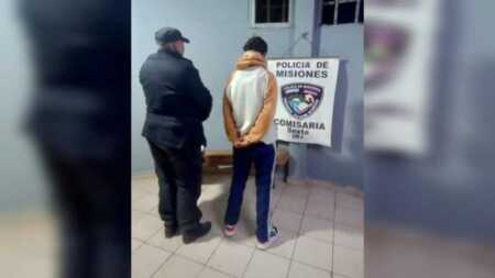 Posadas: “Manquito” que era buscado por robo calificado, fue detenido mientras robaba WhatsApp Image 2025 06 30 at 12.12.42 3 - 1