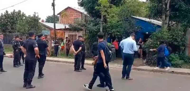 Alerta en Posadas por intentos de desalojo a familias con certificado RENABAP en el Barrio El Laurel alerta en Posadas desalojo barrio Laurel