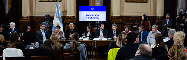 Alpa en Radio Up: ya renunció 5% de docentes universitarios y alertó sobre abandono estudiantil por la crisis 2 El miércoles 26 de junio representantes del Consejo Interuniversitario Nacional (CIN) expusieron ante la Comisión de Educación y Cultura del Honorable Senado de la Nación los principales puntos del proyecto de Ley de Financiamiento Universitario que se elaboró en conjunto con las federaciones docente, la nodocente y la Federación Universitaria Argentina (FUA).