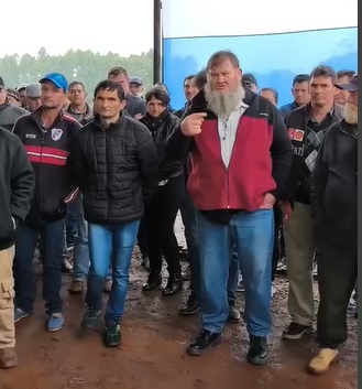 Cristian Castro: “Los productores ya no creen en la desregulación, piden un Instituto Misionero de la Yerba Mate” 1 Castro también anticipó que se busca incluir una amplia representación geográfica para reflejar la diversidad productiva de Misiones
