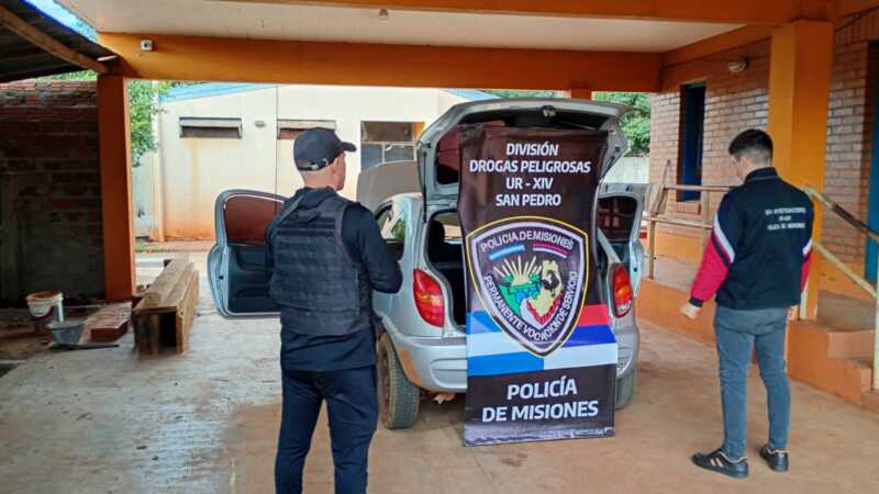 Misiones: detenciones por asalto en Posadas y operativos por vehículos robados 3 El Suzuki Fun gris fue robado en Buenos Aires pero recuperado en Misiones