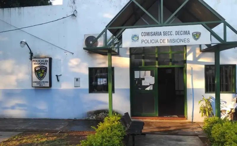 Misiones: detenciones por asalto en Posadas y operativos por vehículos robados 2 En Posadas, la Policía de Misiones logró la detención de tres personas que agredieron en un robo a un joven de 18 años sobre calle Las Magnolias, en el barrio A3-2