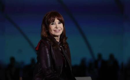Cumbre de urgencia en el kirchnerismo ante la posible condena a Cristina Fernández de Kirchner cristina 1 - 5