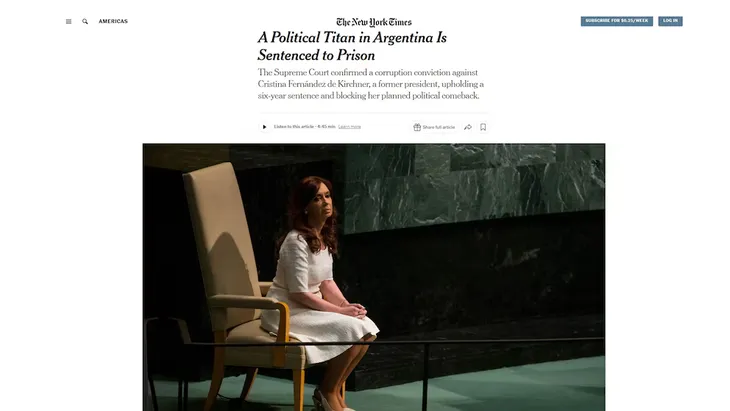 The New York Times no dudó en titular: “Argentina’s Top Court Bans Cristina Kirchner From Office”.