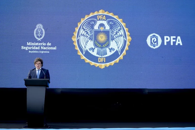 “La policía investigándose a sí misma no transparenta nada” sostuvo Victoria Darraidou 5 policia