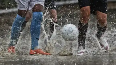 futbol cancha suspension - 3