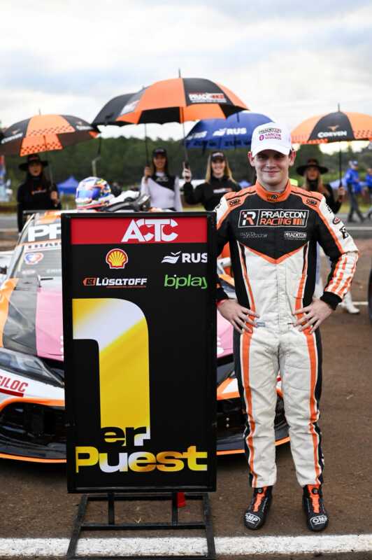 El joven piloto de San Miguel marcó 1:30.596 y se quedó con la pole en la séptima fecha del Turismo Carretera. Superó a Rossi y Canapino, y estableció un nuevo récord en el autódromo misionero.