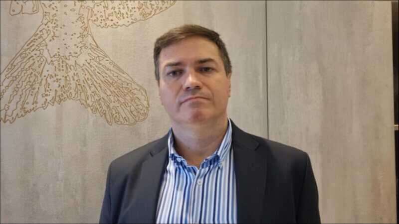 ¿Cuánto perdieron los salarios frente a la inflación y cuánto crecieron las deudas familiares en el NEA? 7 Según Schwarz, permitirá comercio minorista, mayorista, exportación, importación, almacenamiento y actividades industriales.