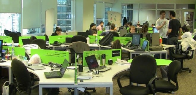 El dirigente gremial denunció el cierre de la oficina de Resistencia, Chaco, de la empresa Globant, lo que implicó la pérdida de 147 empleos en esa sede. 