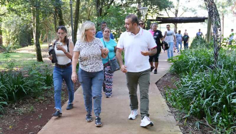 Herrera Ahuad: “No se trata de culpas, sino de hacernos cargo del resultado” 5 Herrera Ahuad se diferenció de otras posiciones internas y pidió no buscar culpables, como por ejemplo, a los intendentes. Sino, "hacerse cargo"