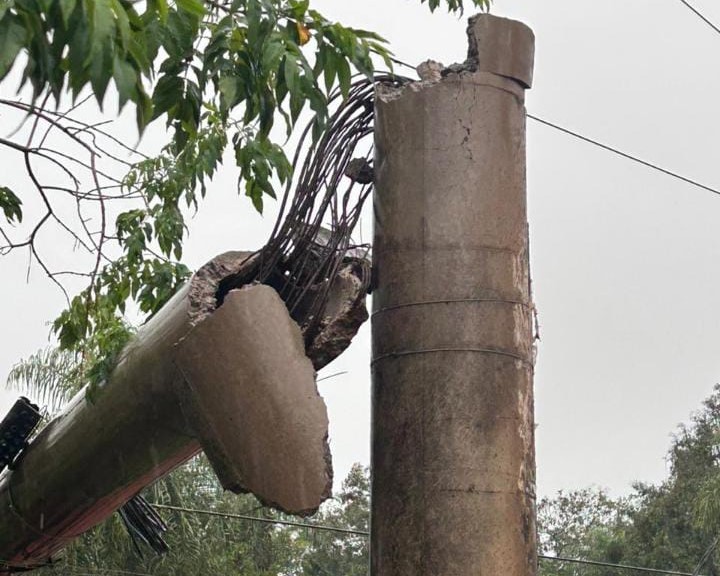 Temporal en Puerto Iguazú: sin precedentes los daños al servicio eléctrico, pero ya se restableció el 70% de la red iguazu 6 - 2