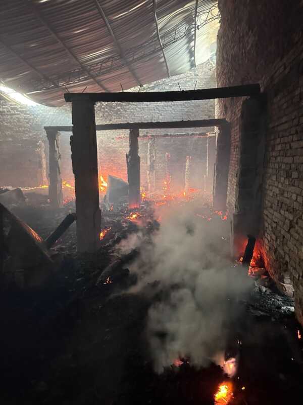 Destrucción de secadero en Azara: "no tenemos seguro porque es muy caro'' 2 Incendio destruyó el secadero San Lorenzo en Azara